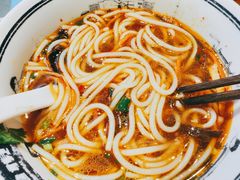 -黑白电视长沙小吃(美林M·LIVE天地东座店)