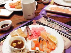 -四海一家自助餐(益田假日广场店)