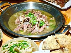 -大众跷脚牛肉馆·非遗传承单位(峨眉山店)