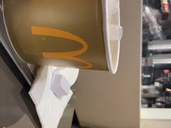 -麦当劳(常山服务区得来速店)