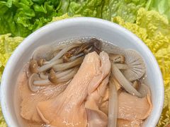 -烹然四季椰子鸡火锅(姚家园万象汇店)