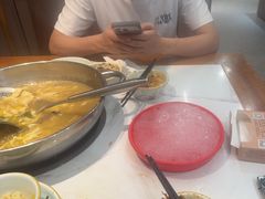 -乡土黄·鲜牛肉火锅·小龙虾(兴业街店)