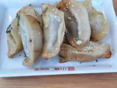 -小姜锅贴(凤凰街店)