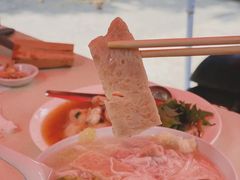 猪肉丸肉饼粿条-潮汕龙记·普宁肠粉