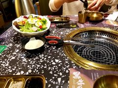 -黑牛の場烤肉(摩天活力城店)