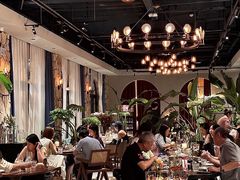 -Osteria Garden 生蚝花园餐厅(原进贤路店)