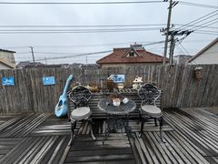 -小草屋轰趴馆别墅派对新场团建家庭聚会