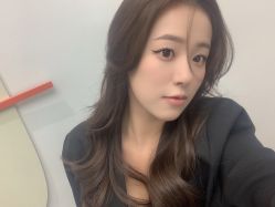 -AYO SALON