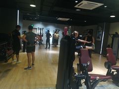 -一兆韦德健身(张杨路店)
