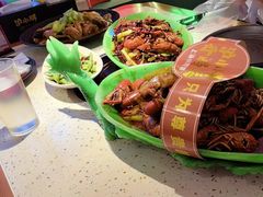 -沪小胖·小龙虾·蓝龙王(八佰伴店)