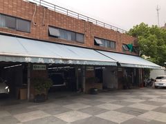 -蜂鸟快修喷漆钣喷汽修旗舰工厂(军工路店)