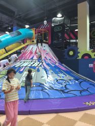 -欧酷世界动力星球(王府井奥莱UP TOWN店)