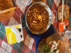 -满格嗦新疆椒麻鸡火锅.炒米粉(川大江安校区店)