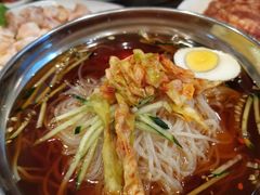 -韩风烤牛肉冷面店