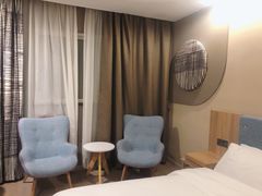 -如家酒店·neo(长沙步行街黄兴广场地铁站店)