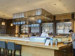 -Tsuru鹤日本料理(静安香格里拉店)