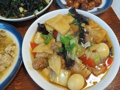 -大树下饭店(春晓镇慈岙社区卫生服务站南)