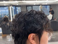 -厘里·salon