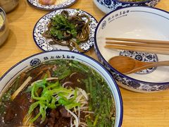 -镇南锅盖面馆(解放路店)