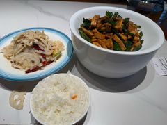 -老周家酱卤猪蹄私房菜(克拉玛依西街店)