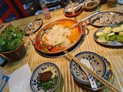 -洱火云南酸菜牛肉火锅(石景山当代商城店)