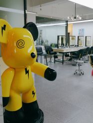 -88潮牌造型烫发·染发