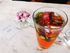 梦幻星空蝶豆花百香果绿茶-The Rug Cafe(王府中环店)