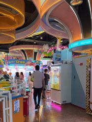-卡通尼乐园(荟聚中心店)