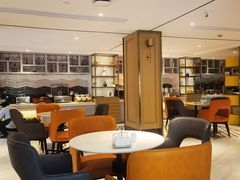 -白玉兰酒店(上海田子坊马当路地铁站店)