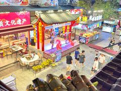 -刘姐啤酒鱼民族演艺餐厅(西街总店)