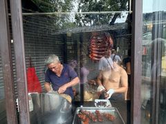 -御霞苑泥烩鸡休闲农庄