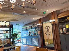 -鹿港小镇(霄云店)
