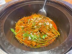 -山河屯铁锅炖·非遗东北菜(南山店)