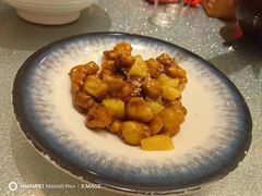 -松沪名灶·豆浆鱼头·新上海菜(飞航吾悦广场店)