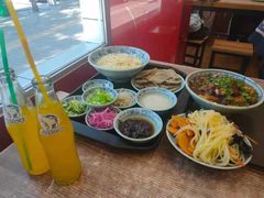 -门框胡同百年卤煮(新街口店)