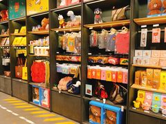 -LINE FRIENDS Garosu-gil Flagship Store