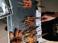 -喝丢一只鞋海鲜烧烤·海肠捞饭(东关街店)