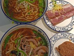 -镇南锅盖面馆(解放路店)