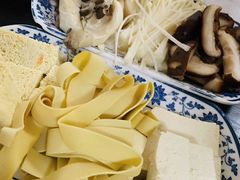 蔬菜拼盘-老铜锅涮羊肉(大连海滨住宅小区店)