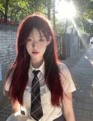 -丝语萱形象