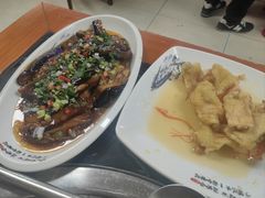 -九妹农家大铁锅东北菜(江湾店)
