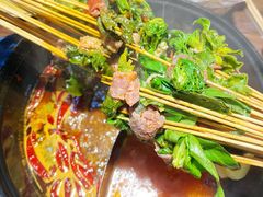 -签多多串串香火锅