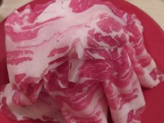 -洞庭洲·防空洞火锅·烧烤·铜锅涮肉(新百广场店)