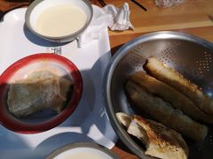 -弄堂咪道-饭香·面香·馄饨香(兴梅店)