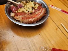 -梁阿婆廿年老牌扣肉糯米饭