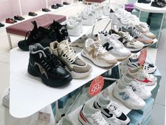 -云柏鞋业(十里堡店)