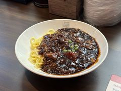 炸酱面-香港饭店0410(明洞店)