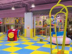 -天空之城欢乐嘉年华苏州店(环球188广场店)