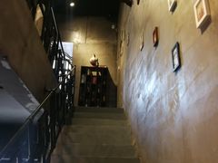 -臻鲜燕海鲜融合餐厅(金陵style店)