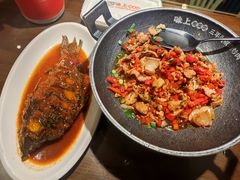 -味上湘菜馆(岳麓山店)